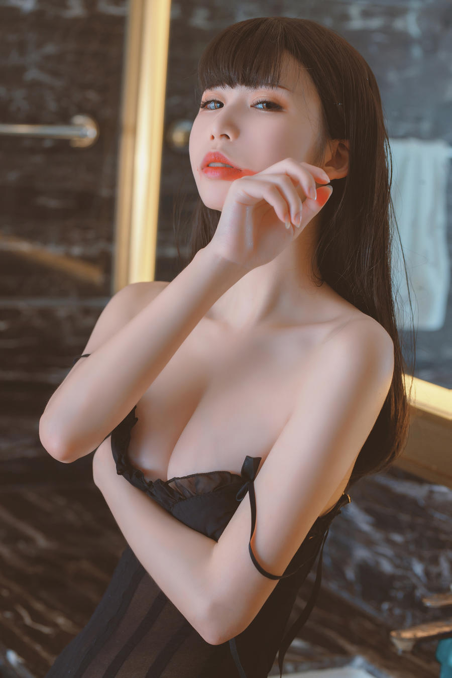 爱老师_PhD-叉子的内衣7051