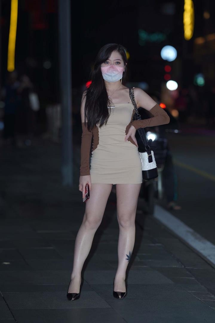 魅力满满的kaya萱《娜美》cosplay，让你仿佛置身于《ONE PIECE》世界！-绅士乐园